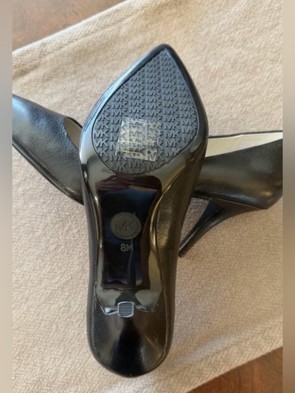 Micheal Kors Black Dorothy Heels 
Size 8M NWOT - Picture 9 of 12